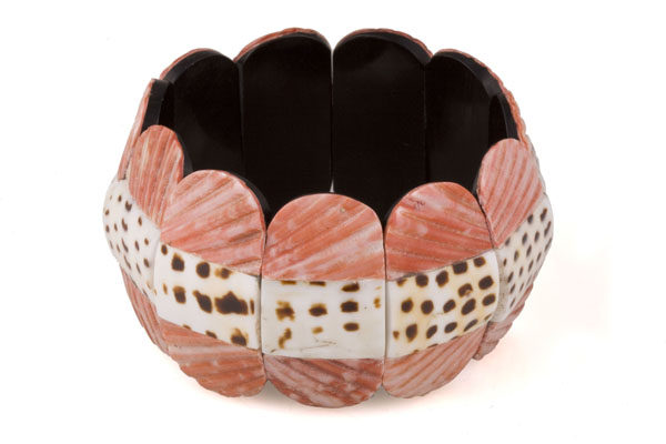 Pink and Cream Shell Ovals Bracelet