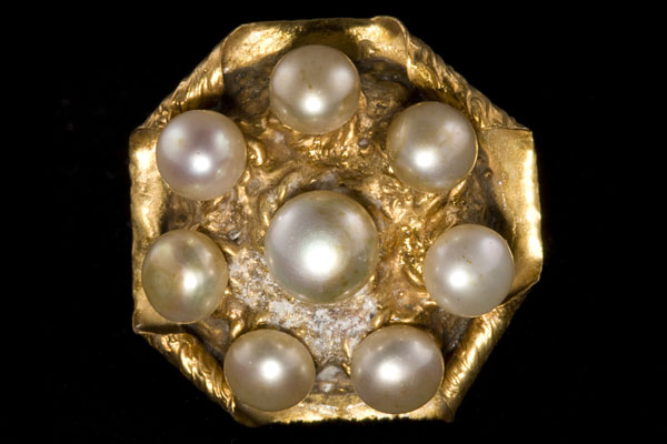 22ct. Gold Plated and Freshwater Pearls Eight Sided Ring