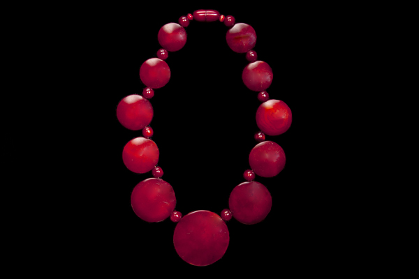 Dark Red Resin Flat Circular Drops Necklace
