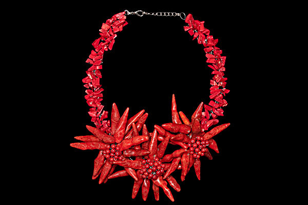 Red Dyed Sea Bamboo Large Three Flowers Necklace