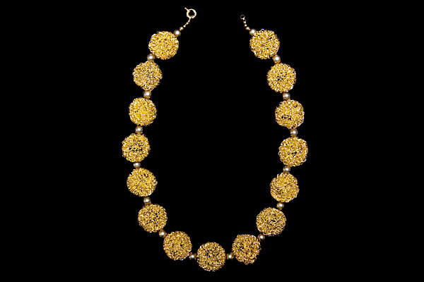 Golden Metal Interlocking Wires Round Beads Long Necklace