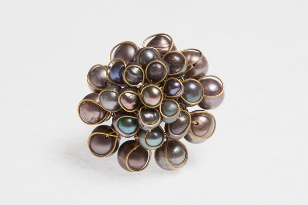 Peacock Freshwater Pearls Domed Circular Ring