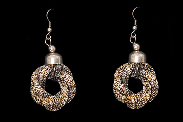 Golden Metal Mesh Three Interlocking Bands Earrings