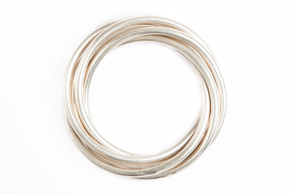 Silvered Metal Six Interlocking Circular Bangles