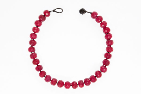 Ruby Red Dyed Agate Facetted Buttons Knotted Necklace