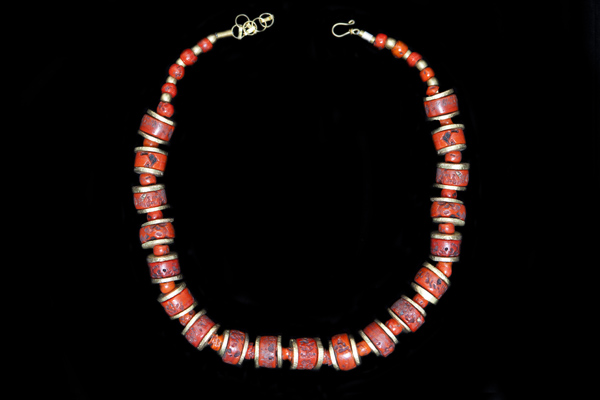 Red 'Coral' Pitted Glass Barrels And Golden Metal Discs Necklace