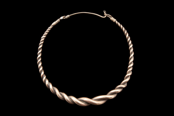 Thai Traditional Copper Graduated Coiled Torque Necklace