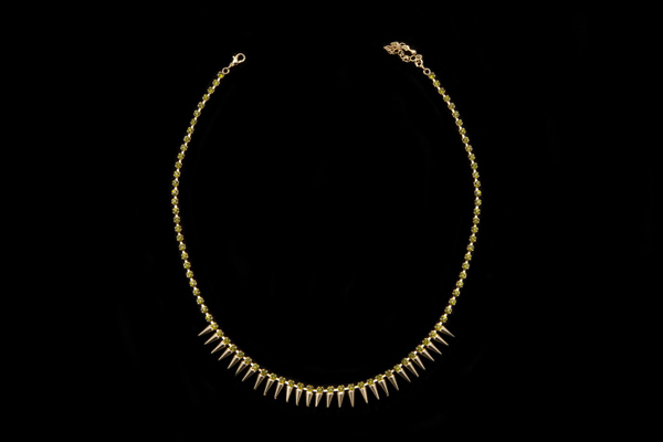 Golden Metal Smooth Tapered Drop Pendants Necklace Inlaid With Green Glass Facetted Cabochons