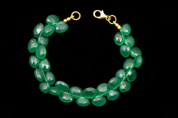 Green Onyx Facetted Teardrops Bracelet