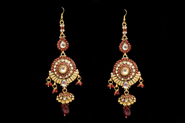 Indian Golden Metal Three Linked Drops Long Earrings Inlaid With Clear And Red Glass Cabochons