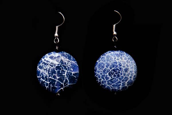 Blue Dyed Crackled Agate Domed Circular Discs Earrings
