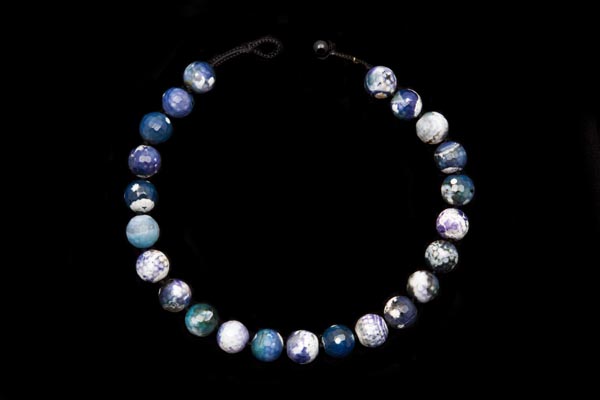 Chinese Light And Dark Blue, Grey, And White Mixed Coloured Agate Facetted Round Bead Necklace