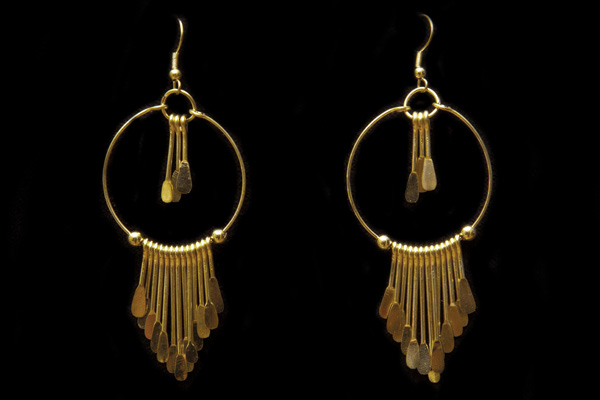 A Pair Of Golden Metal Hoop Earrings With Sixteen Spoon Drop Graduated Pendants