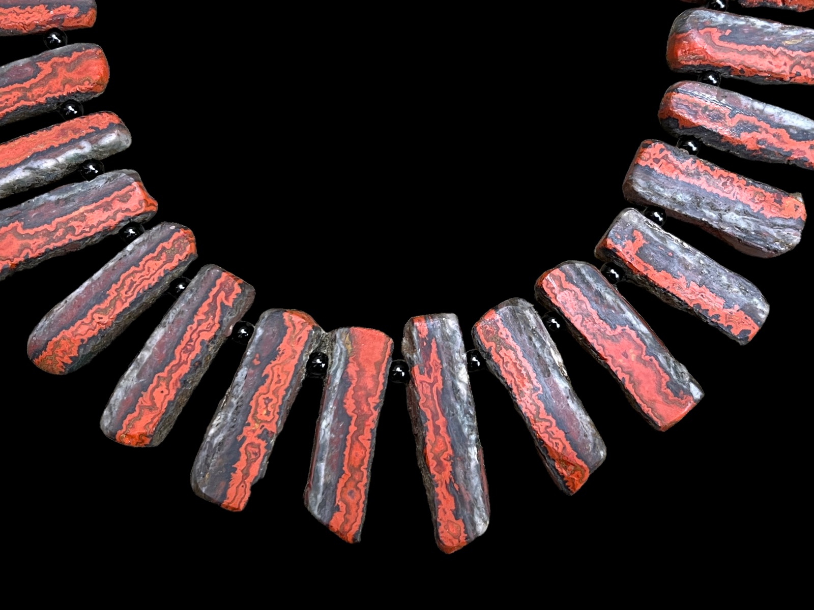 A Necklace Of Twenty Five Moroccan Orange, Grey, And Black, Natural Patterned, Seam Agate Graduated Rectangular Drops, With Black Onyx Round Spacers And Beads. - Image 3