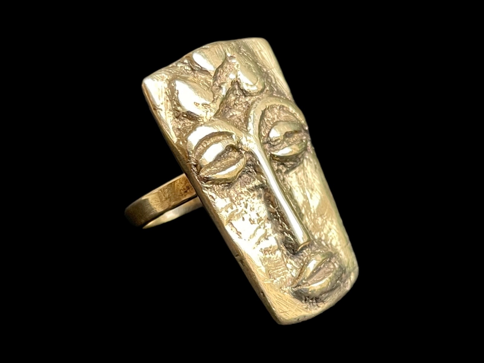 A Baule Adjustable Open Band Brass Ring With A Rectangular Face Patterned Panel Top. Ivory Coast, West Africa. - Image 2