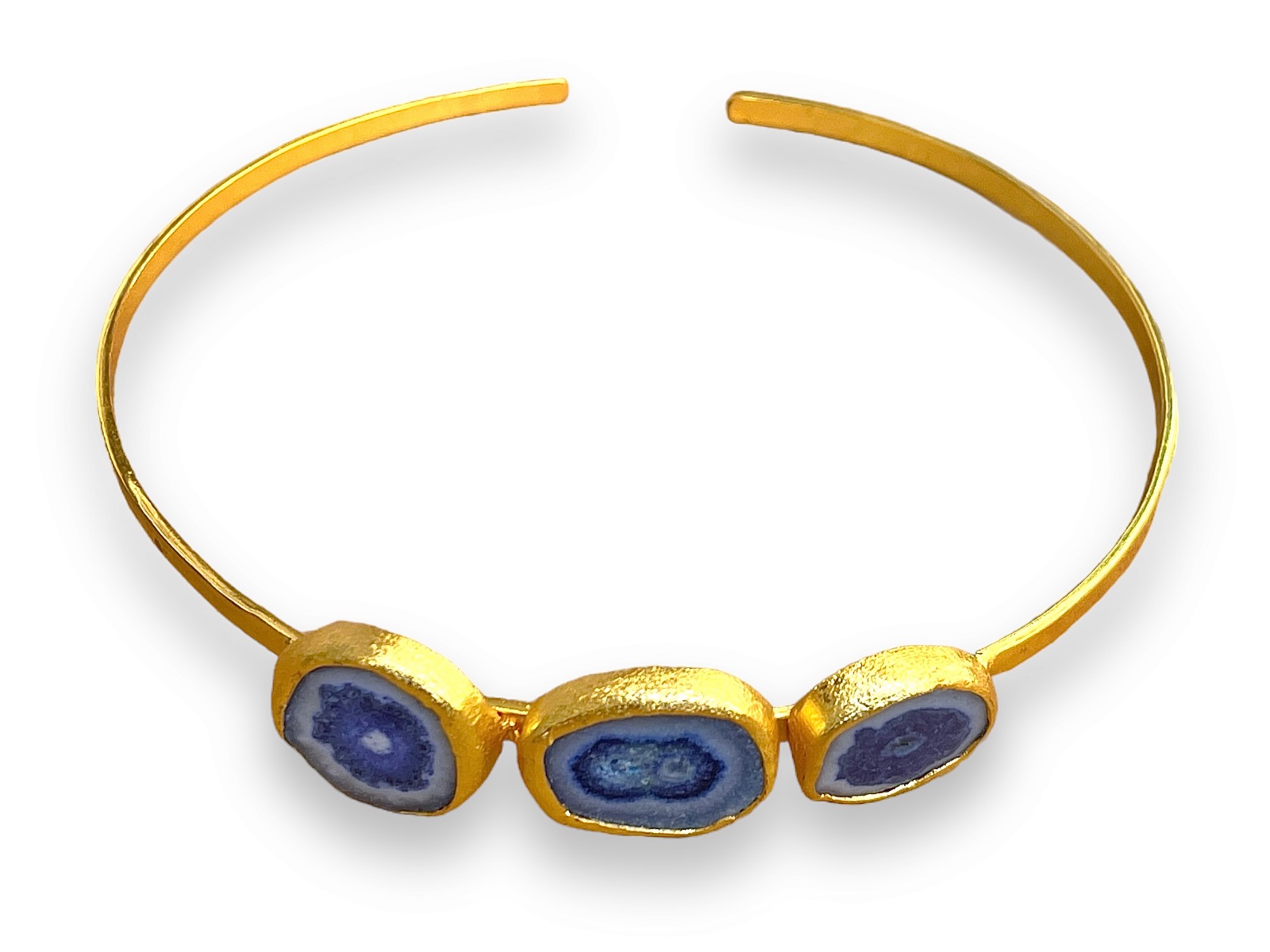 A Gold Plated Open Band Choker With Three Blue Dyed, Natural Patterned, Solar Quartz Ovals, Each Set In A Gold Plated Oval Frame. - Image 3