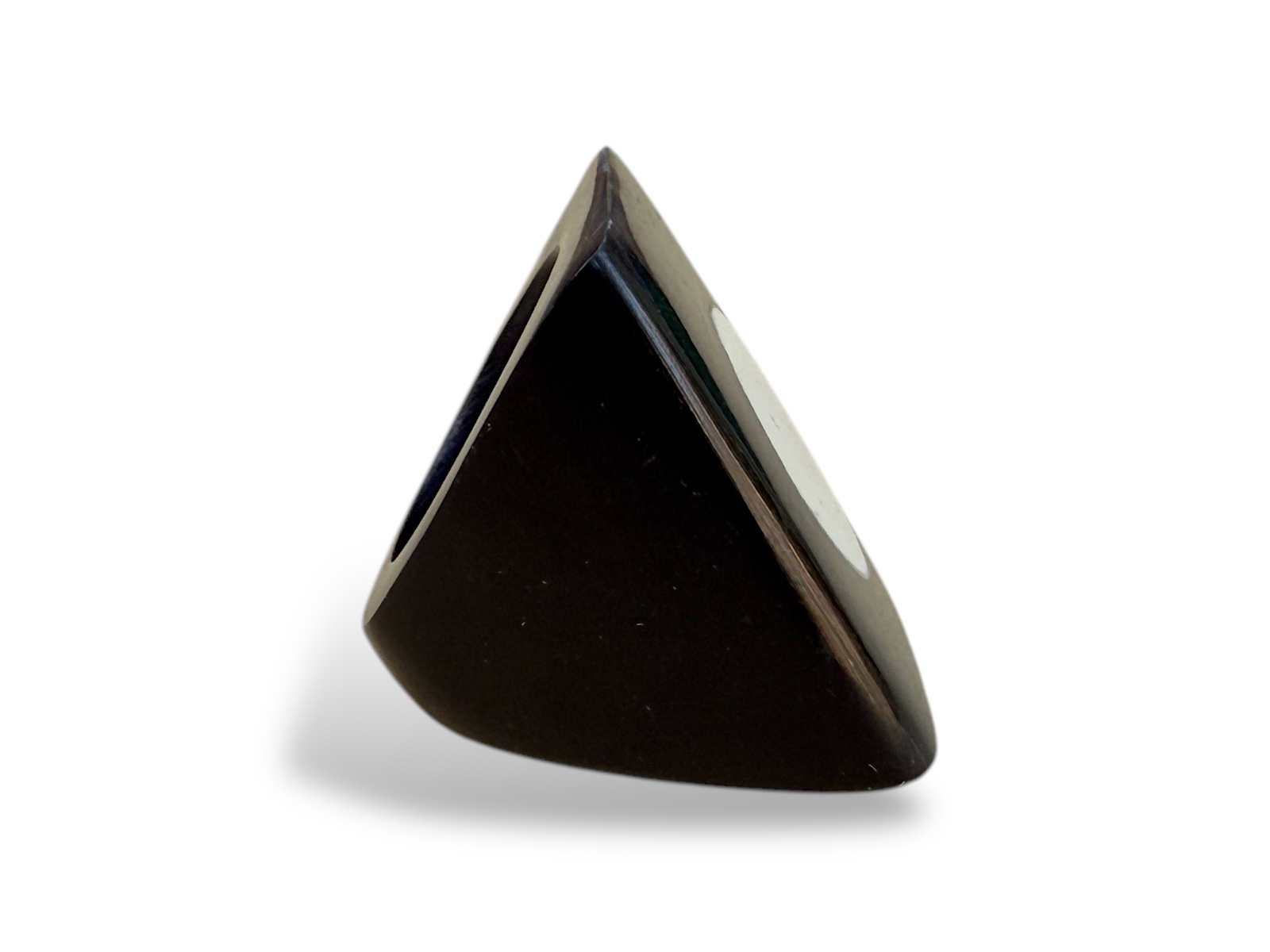 A West African Black Horn Ring With A Flat Rectangular Top, Inlaid With A Cream Coloured Horn Circular Panel. - Image 3