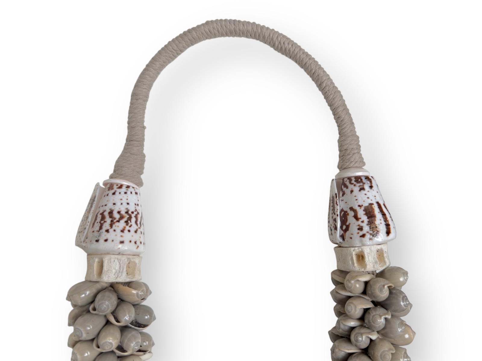 A New Guinea Long Necklace Of White Braided Rope, With Small Curled Grey Shells - Image 2