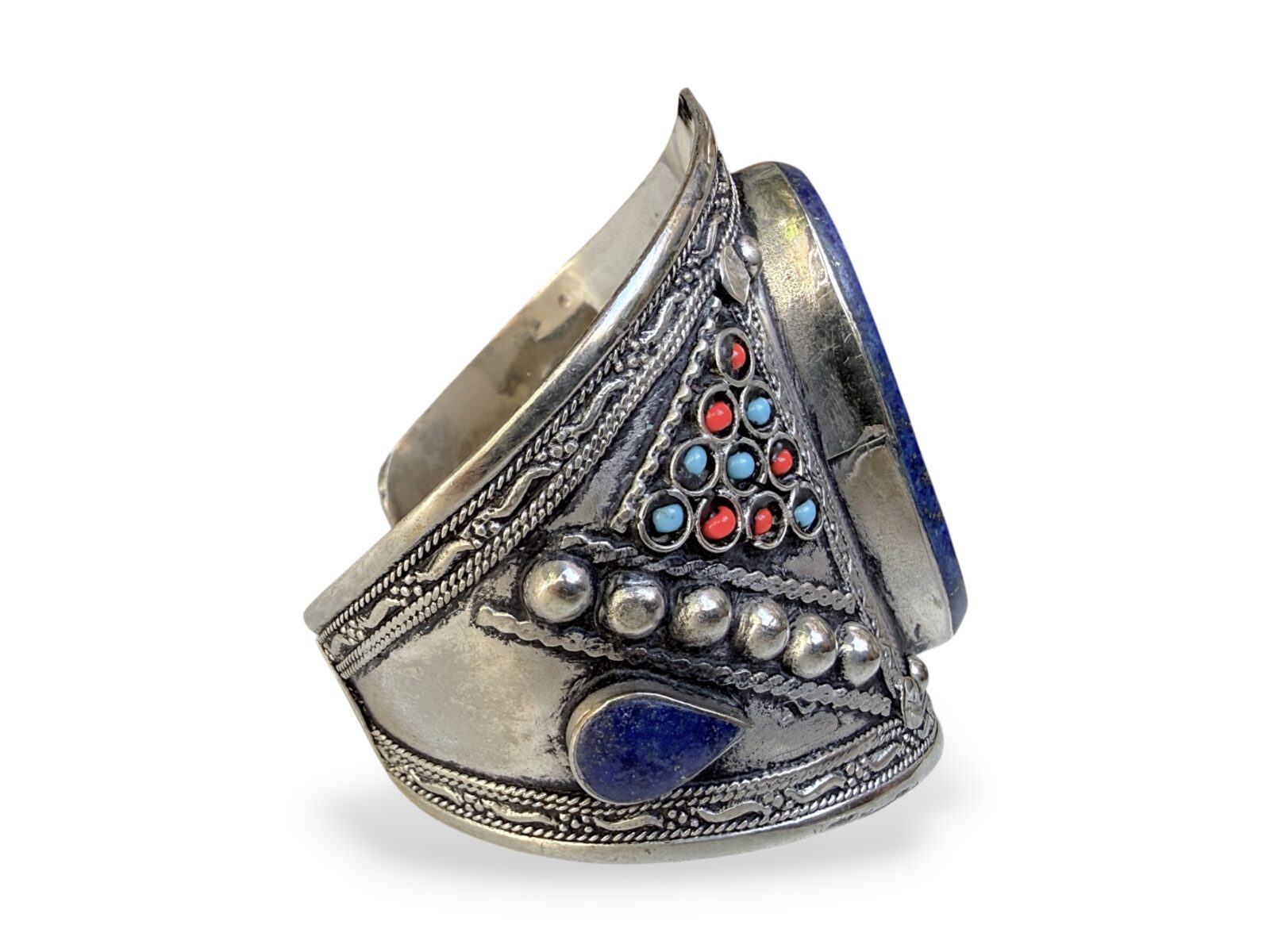 An Afghan Silver Plated Open Cuff, Inlaid With A Lapis Oval Cabochon With Red And Blue Small Glass Beads. - Image 3