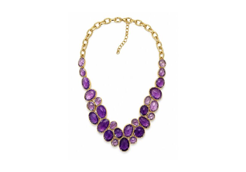 A Gold Plated Chain Necklace With Twenty-Five Light And Dark Amethyst Facetted Cabochons, Each Set In A Gold Plated Frame.